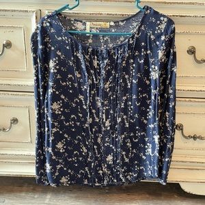 Floral long sleeve blouse